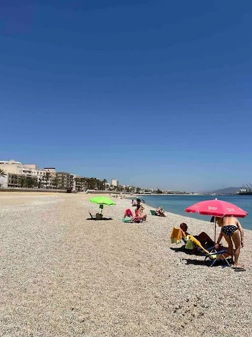 House Sleeps 6, Large Pool Walk To Beach Vera Holiday home